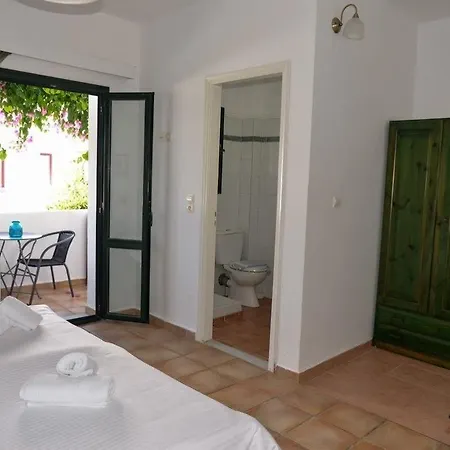 Eva Suites & Apartments Aparthotel Agia Marina (Crete)