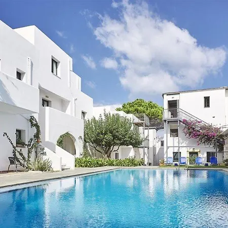 Eva Suites & Apartments Aparthotel 3*