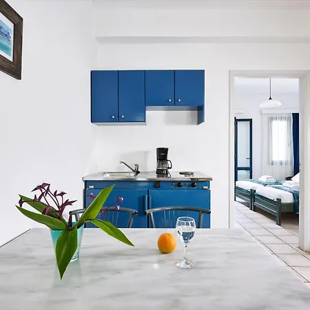 Aparthotel Eva Suites & Apartments