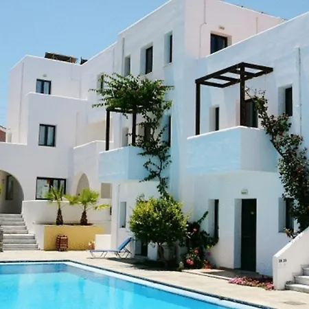 Eva Suites & Apartments Aparthotel 3*